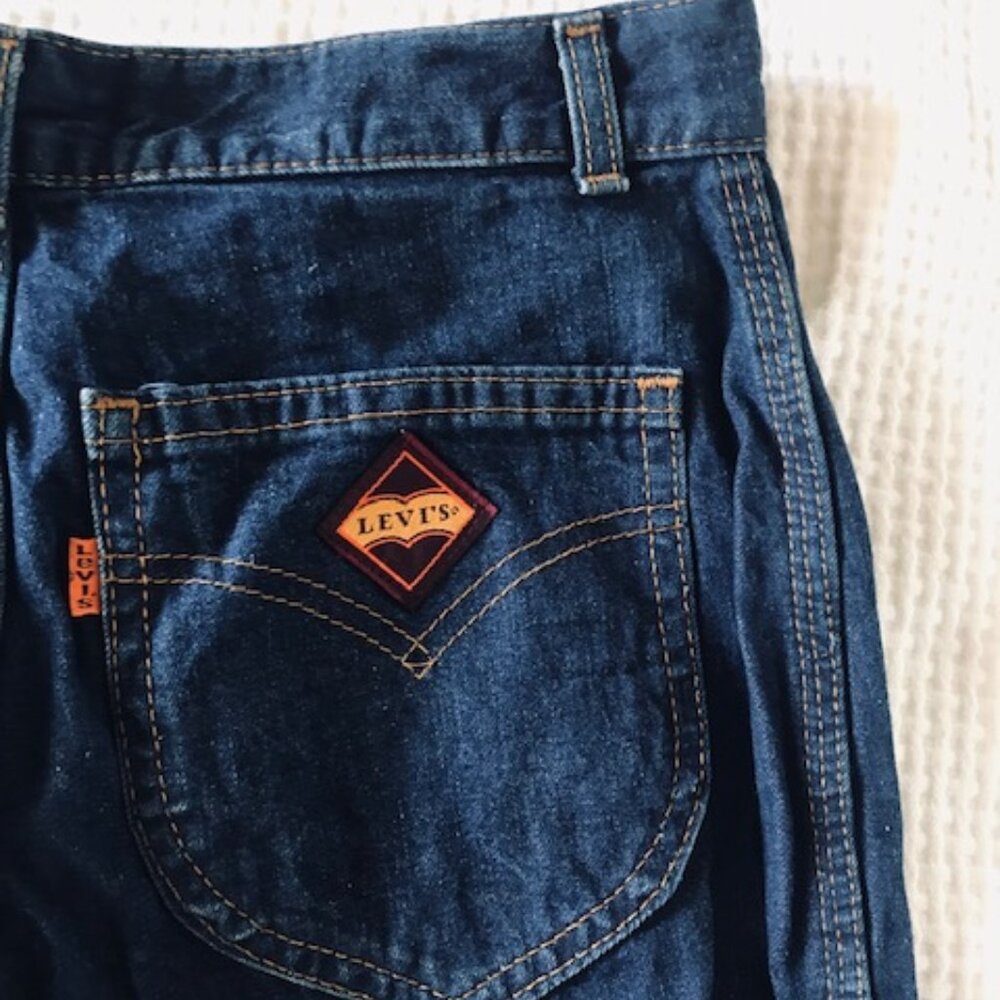 Vintage 70s Levis - Dark Wash - Size S-M